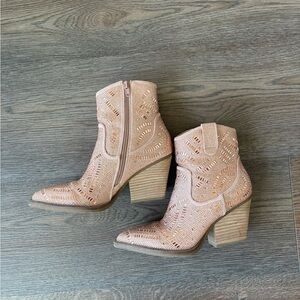 Women’s Cutout Ankle Booties in Blush Pink